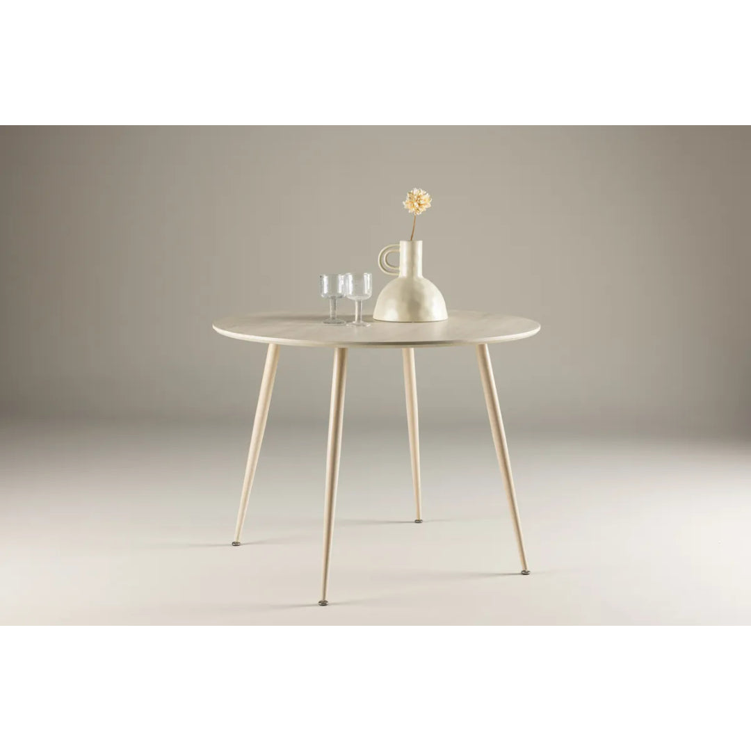 Plaza Dining Table Venture Design Spisebord