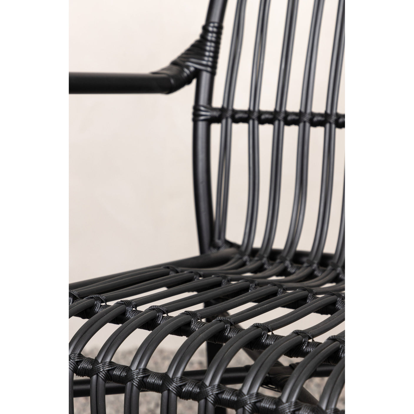 Rizal Lounge Chair Venture Design Lenestol