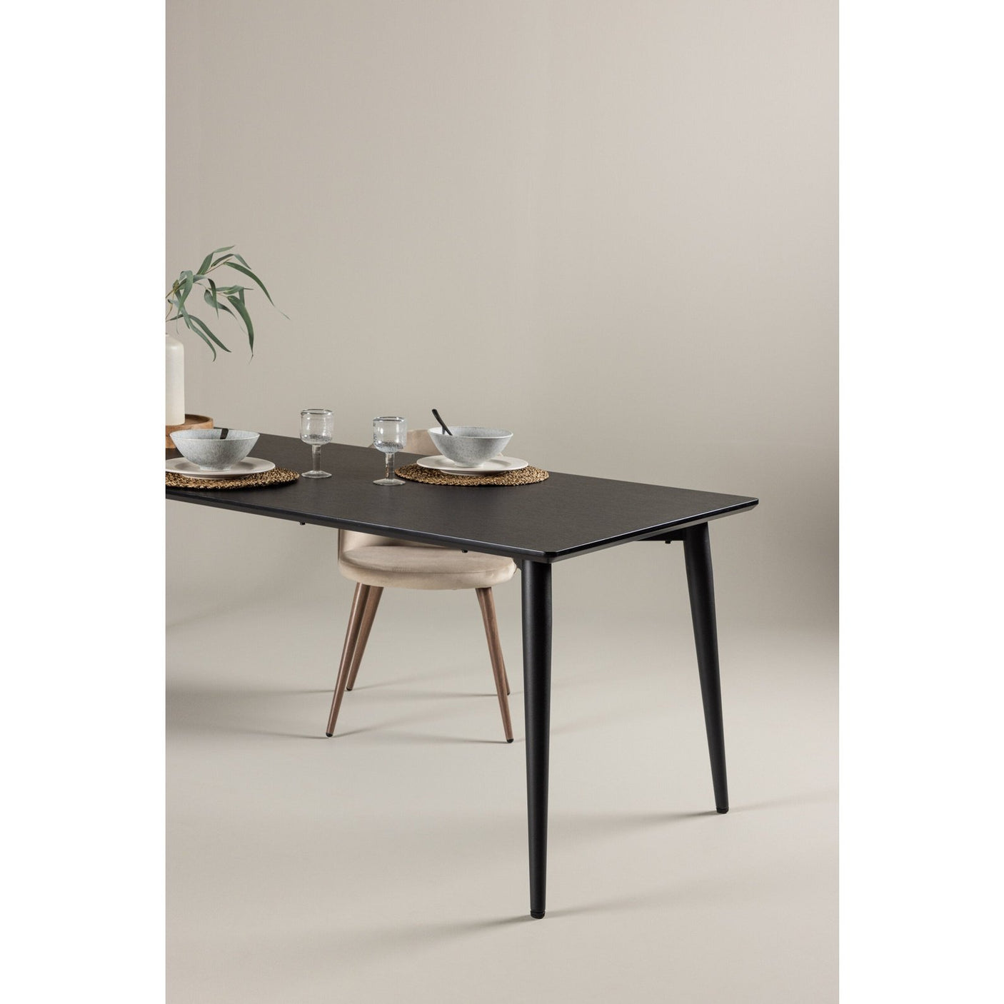 Ellis spisebord Venture Design Spisebord