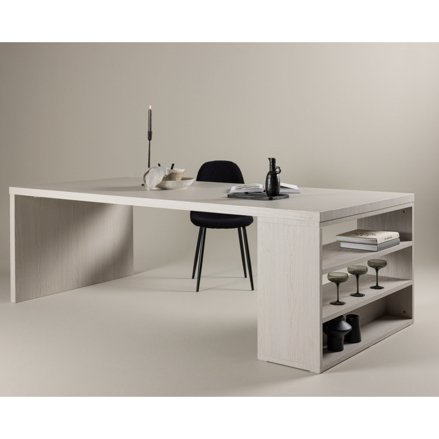 Mika Dining Table Venture Design Spisebord
