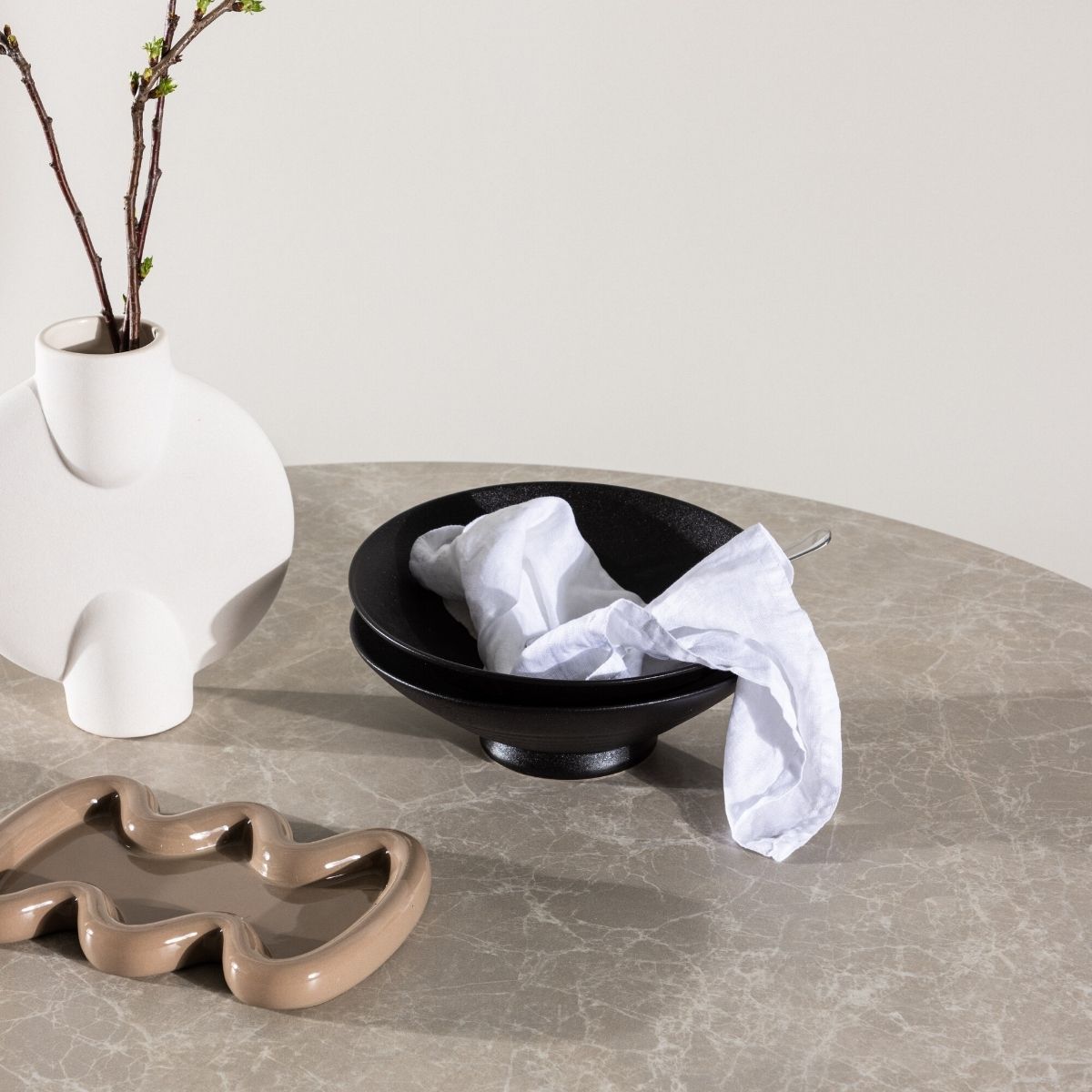 Lycke Dining Table Venture Design Spisebord