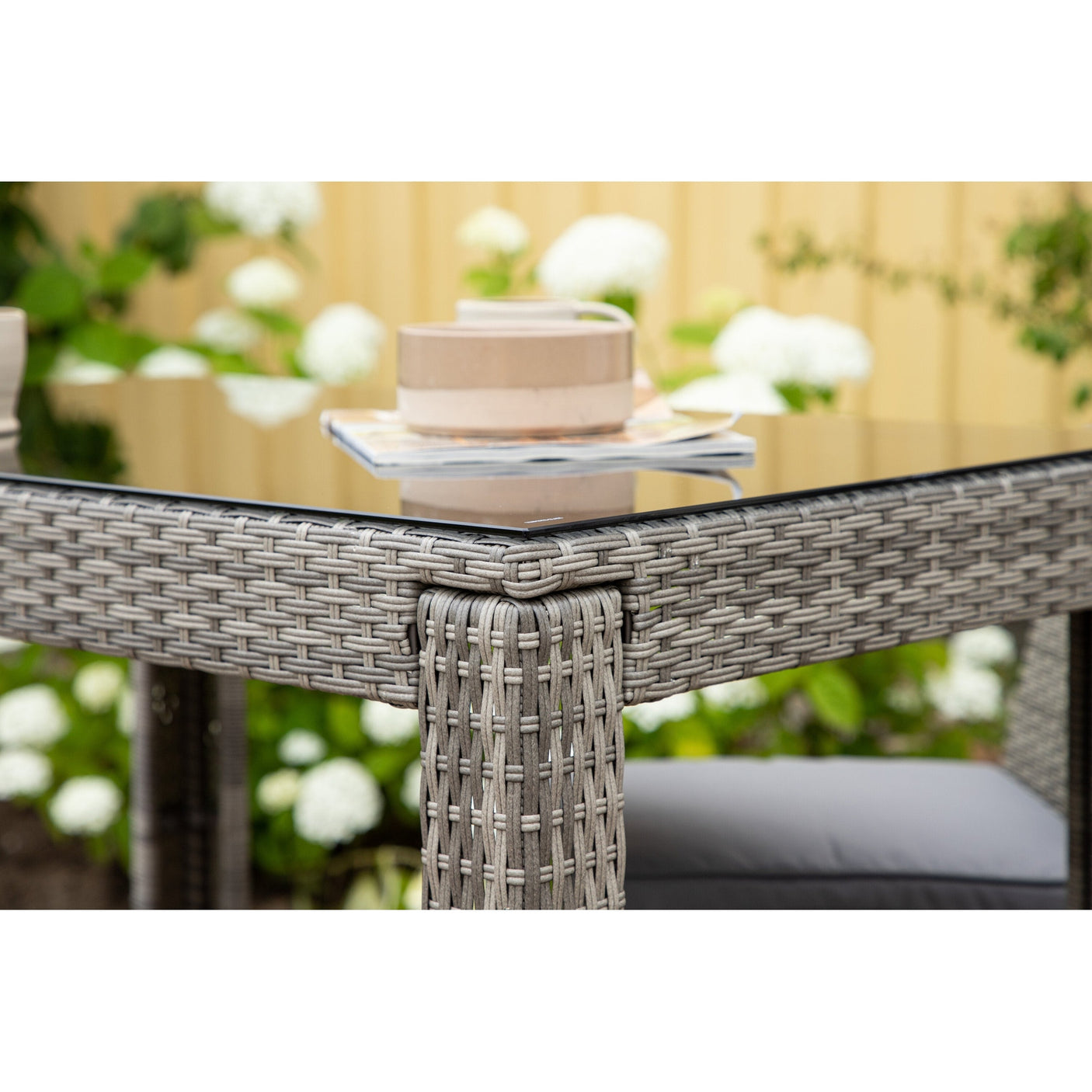 Alo Table Venture Design Spisebord