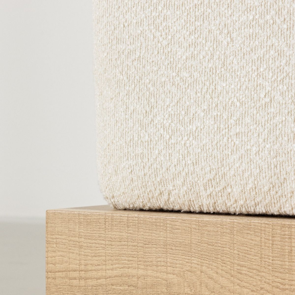 Ivy Ottoman Venture Design Pall