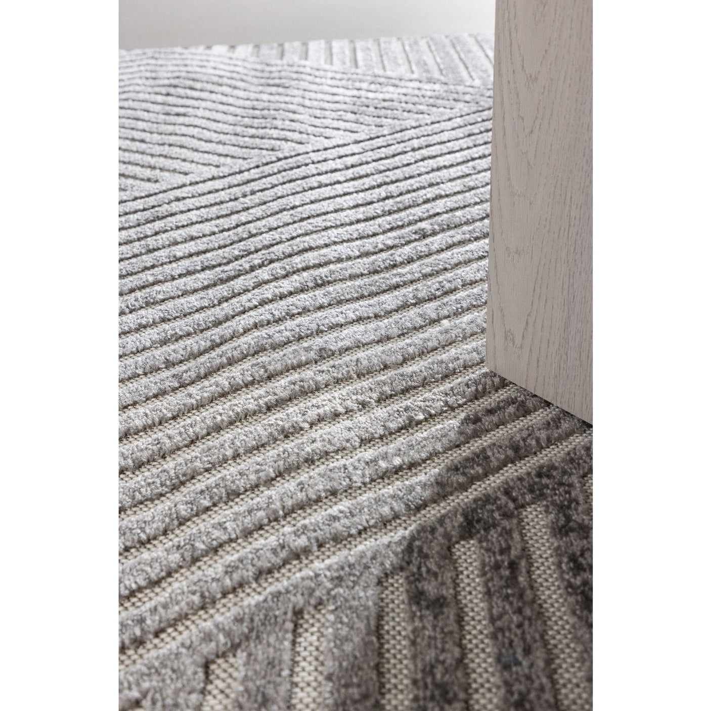 Aron Solar 340x240 Venture Design Teppe