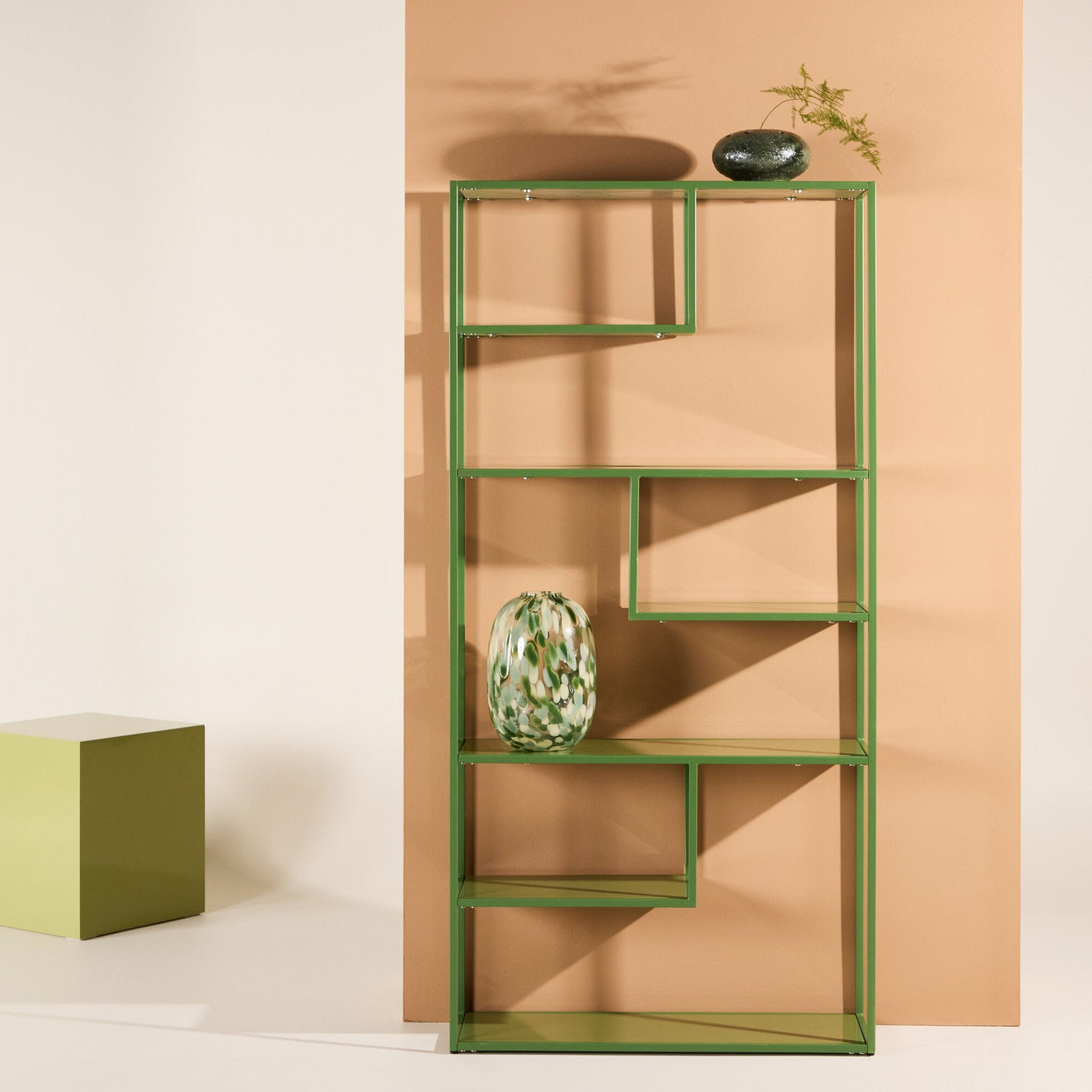 Staal Hylle Venture Design Hylle