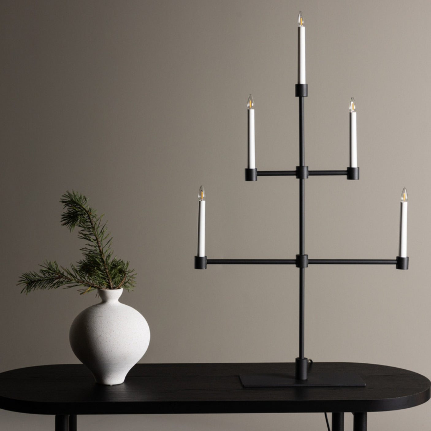 Avoriaz Table Lamp Venture Design Julebelysning