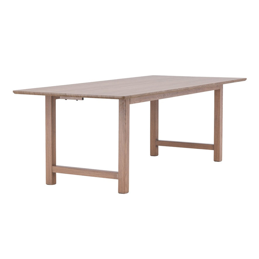 Count Spisebord Venture Design Spisebord