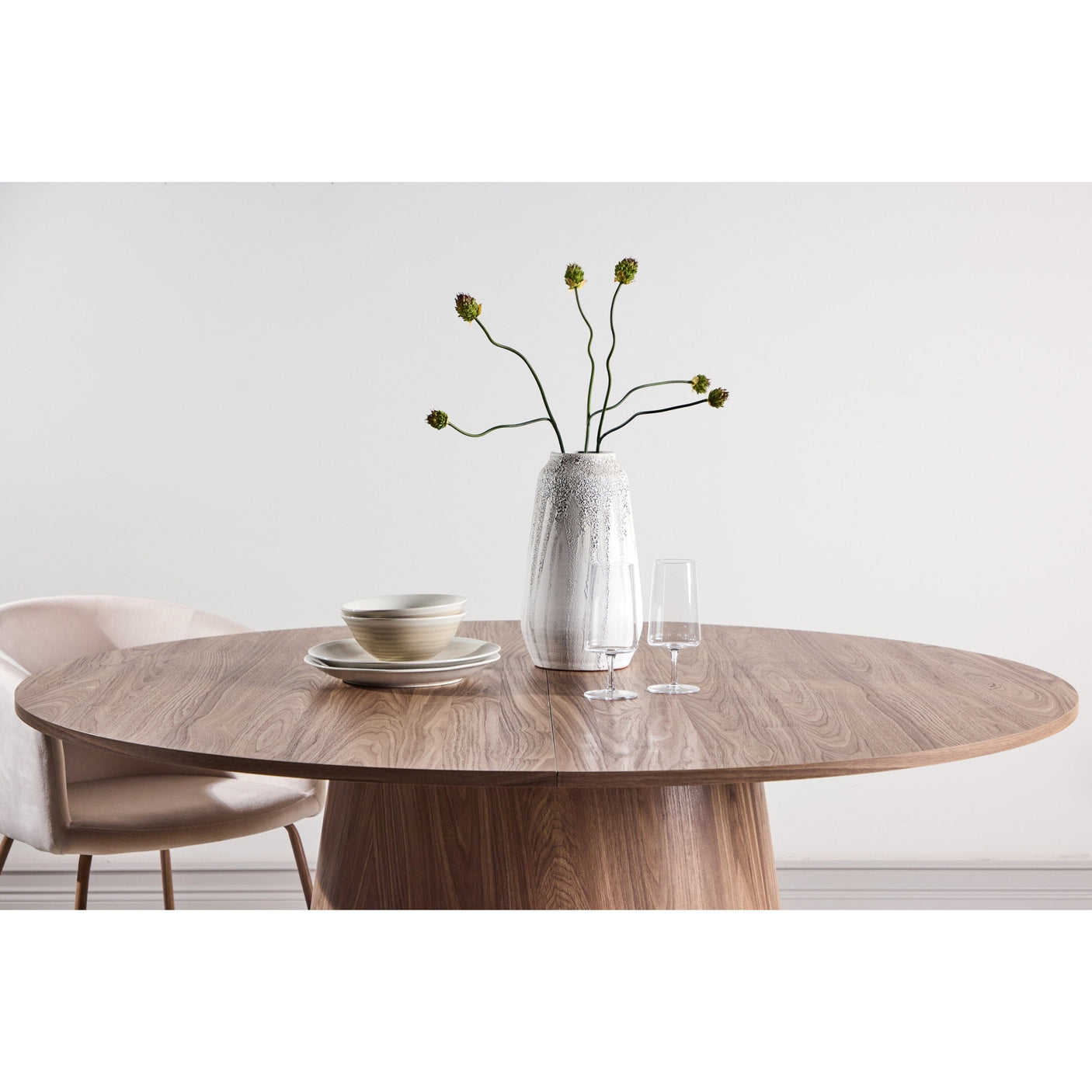 Lanzo Rundt Spisebord Venture Design Rundt spisestuebord