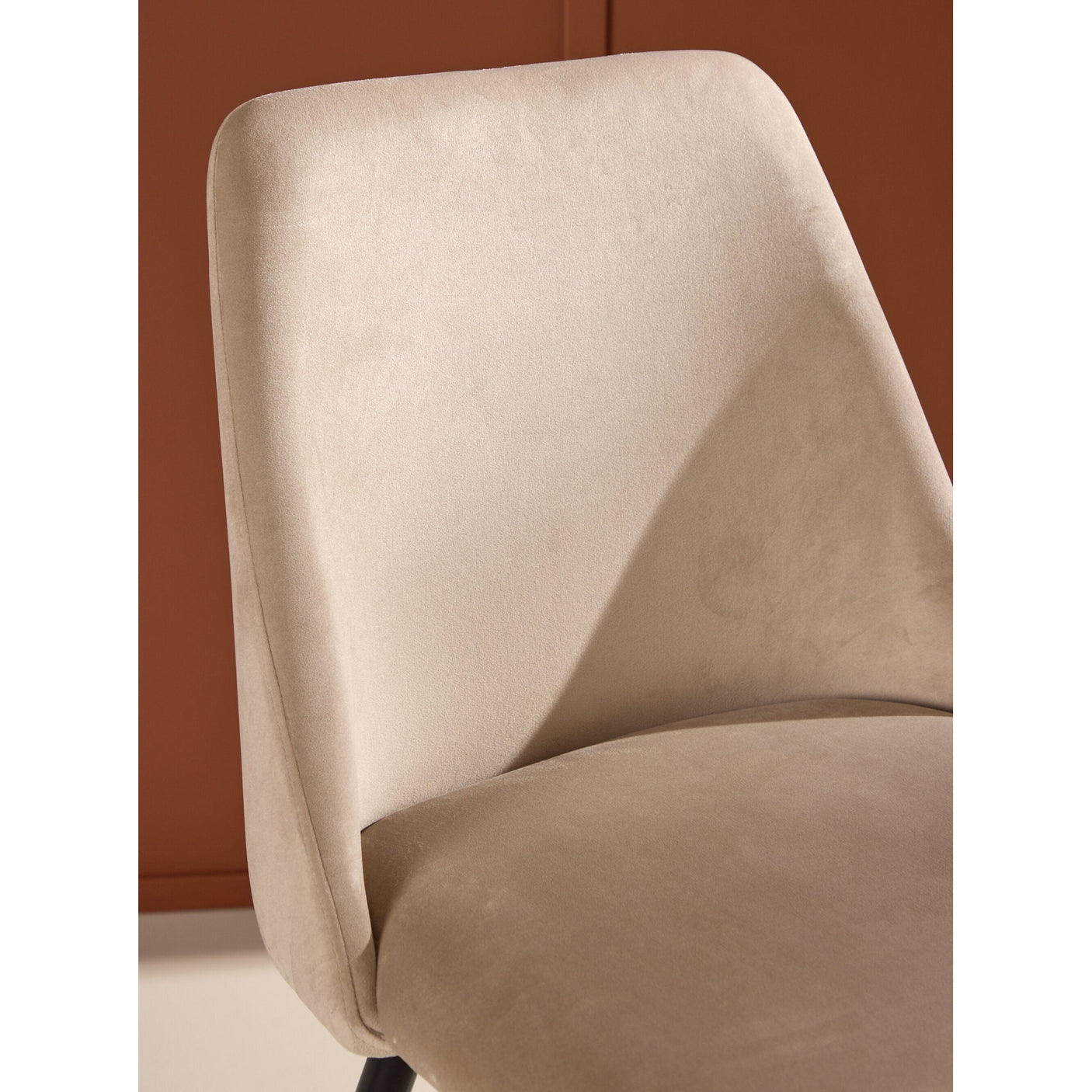 Night 2-pack - Svart / Beige Fløyel Venture Design Spisestol