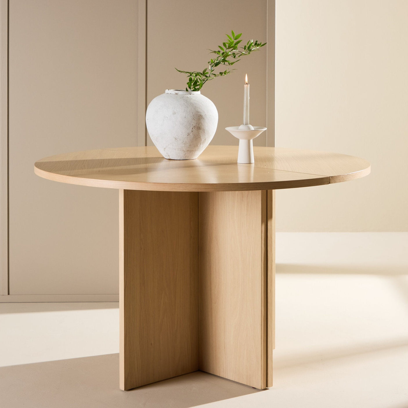 Strada - Spisebord Venture Design Spisebord