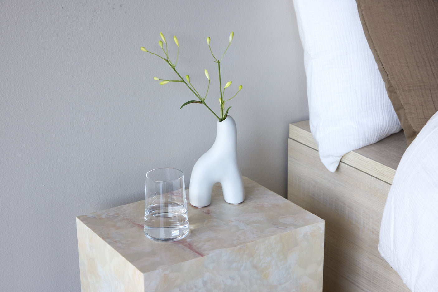 York Side Bord Venture Design Sidetabell