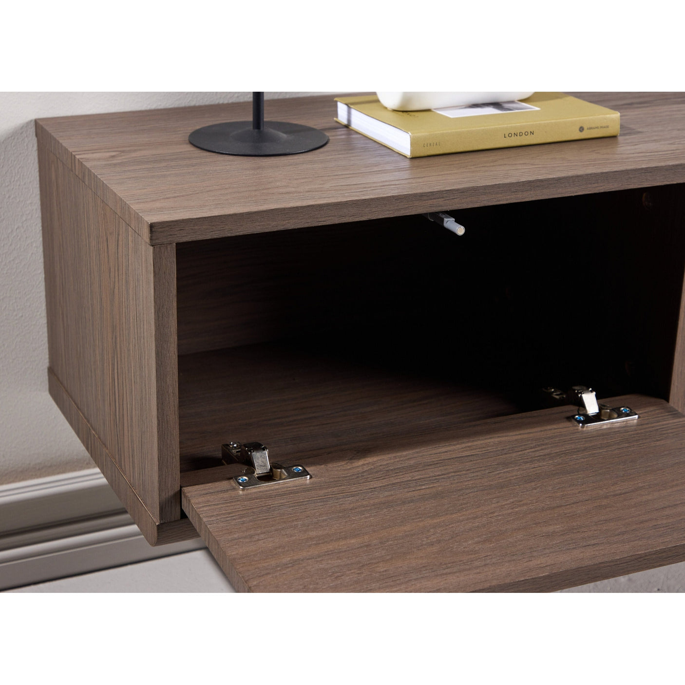 Dragh TV Stativ Venture Design TV-benk