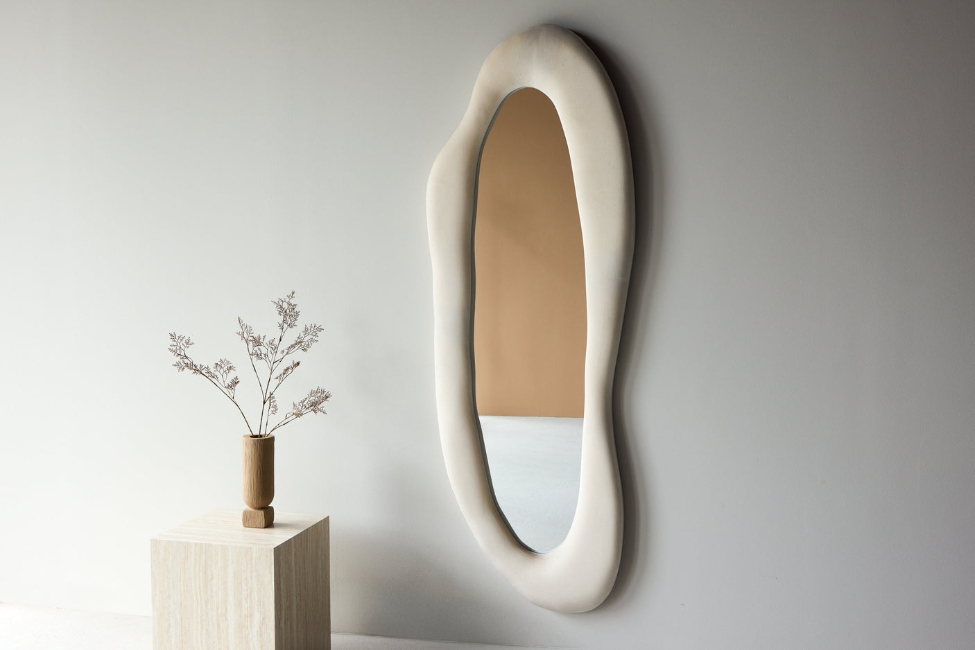 Louiseville Stor Speil Venture Design Stort speil