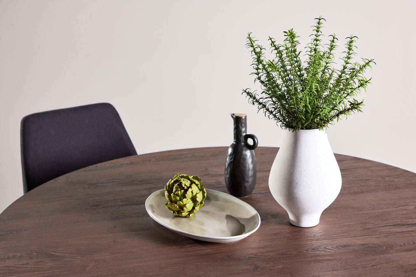 Tekla Rundt Spisebord Venture Design Rundt spisestuebord