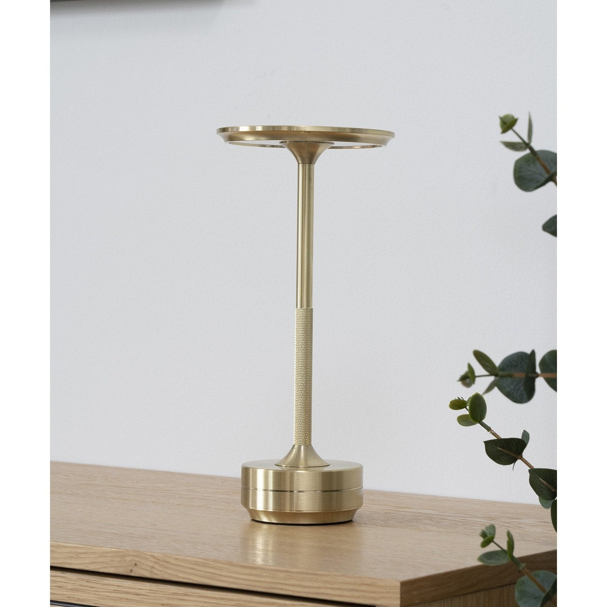 Lyneham LED bordlampe House Nordic Bordlampe