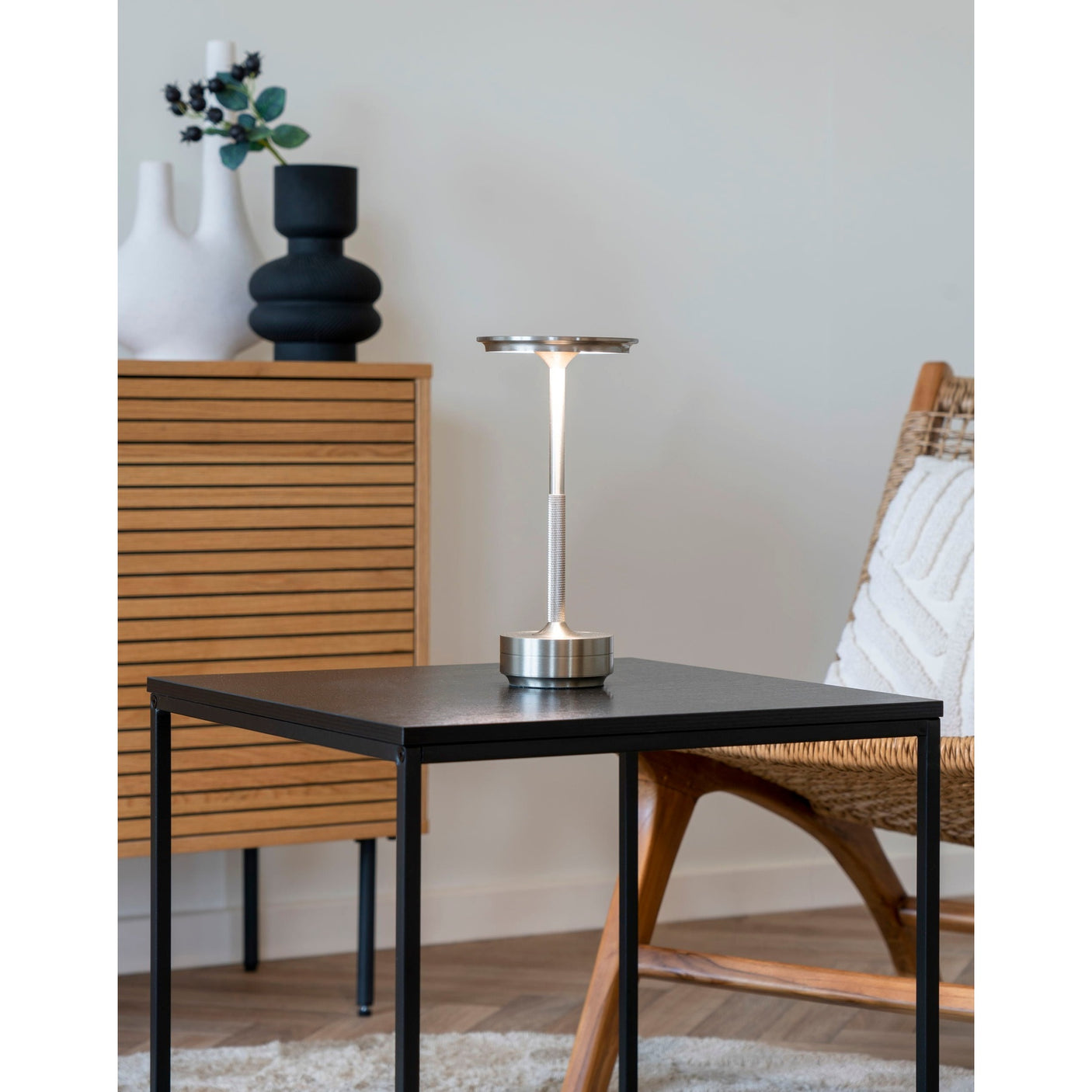 Lyneham LED bordlampe House Nordic Bordlampe