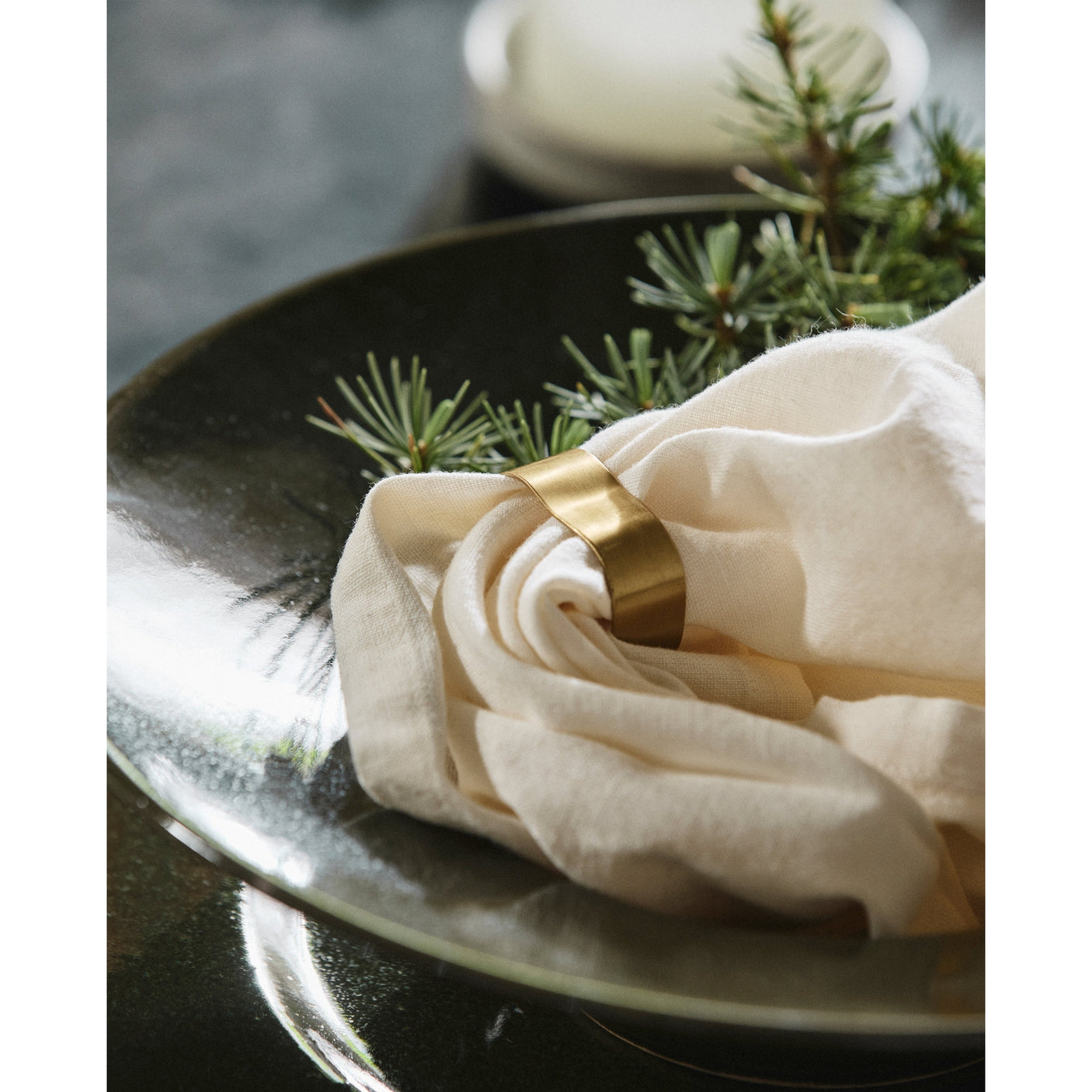 CAPRI servietring - 1 stk - ø4 cm - gull finish Nordal DECO ITEMS