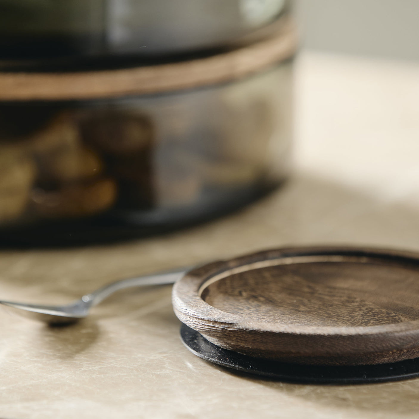 BASIL lagringsglass med dekk i tre - 1300 ml Nordal KITCHEN AC