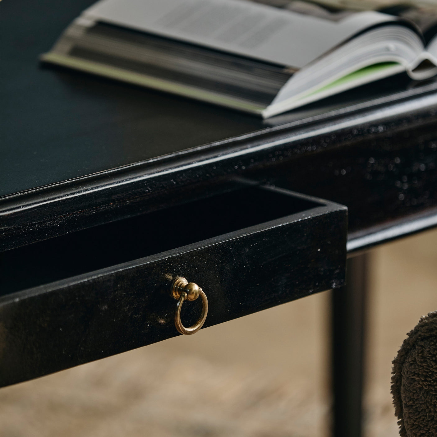 EMS desk w/2 drawers, S - svart Nordal TABLES