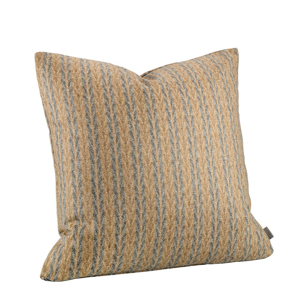 GORDON SCALES Putetrekk - 60x60 Artwood Pute