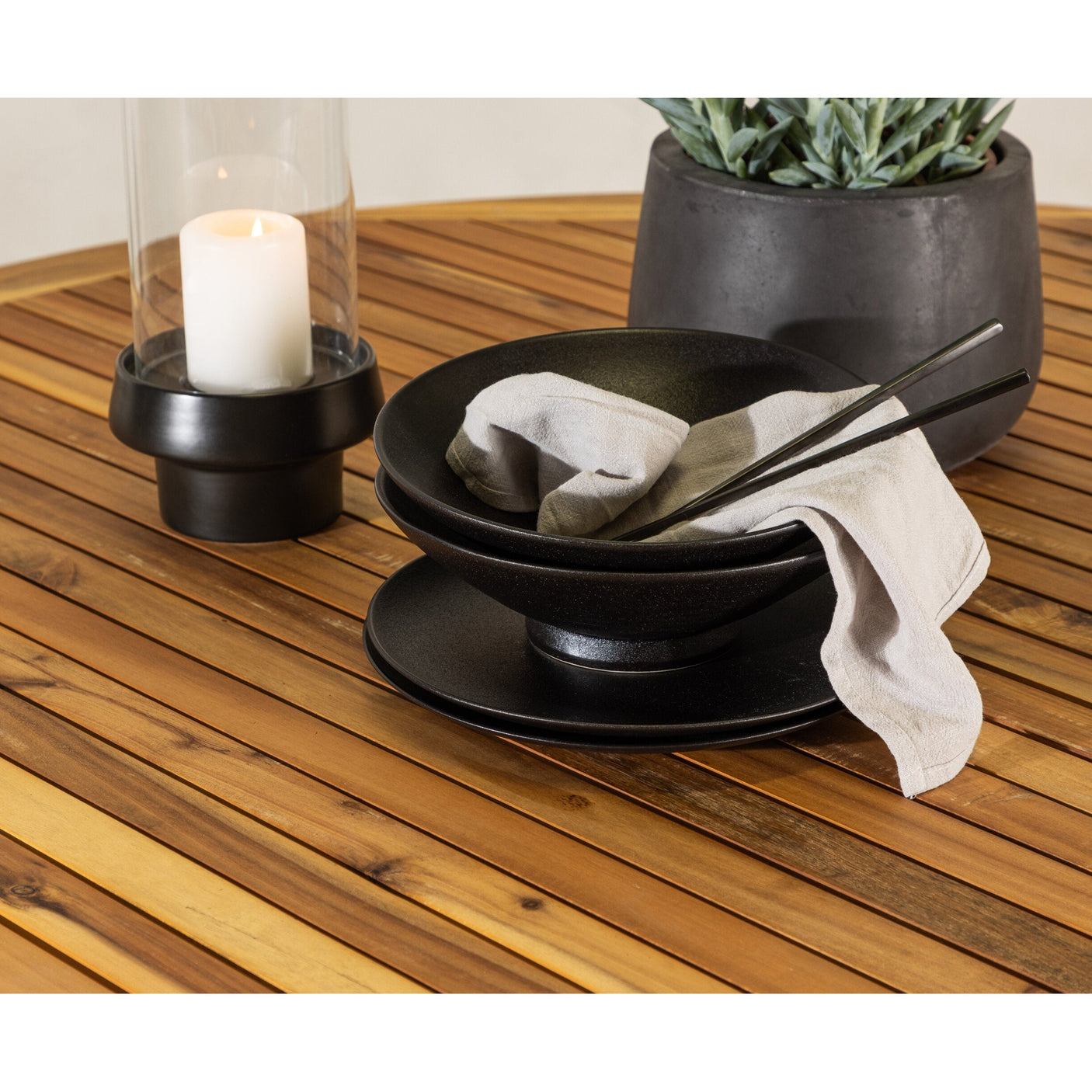 Tucumán rund spisebord Venture Design Spisebord