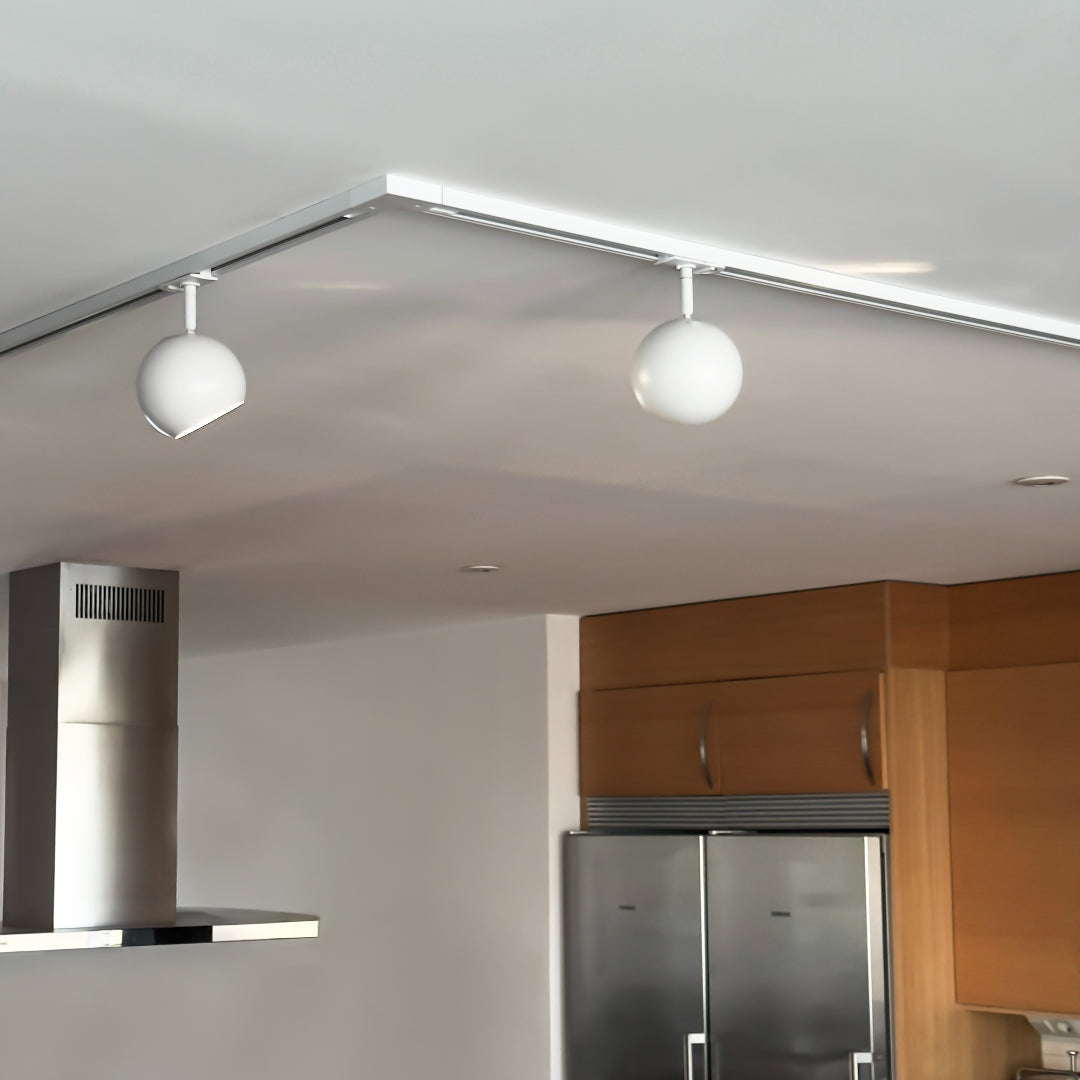 TRACKLINE BALL spotlight