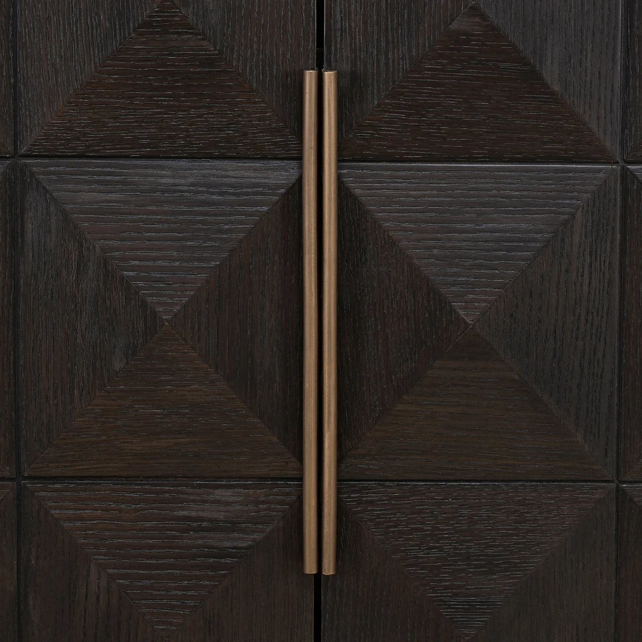 Oppbevaringsskap Claremont brun Richmond Interiors Skap
