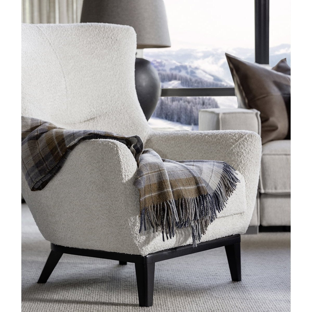 RUSSEL STORY CREAM Artwood Lenestol