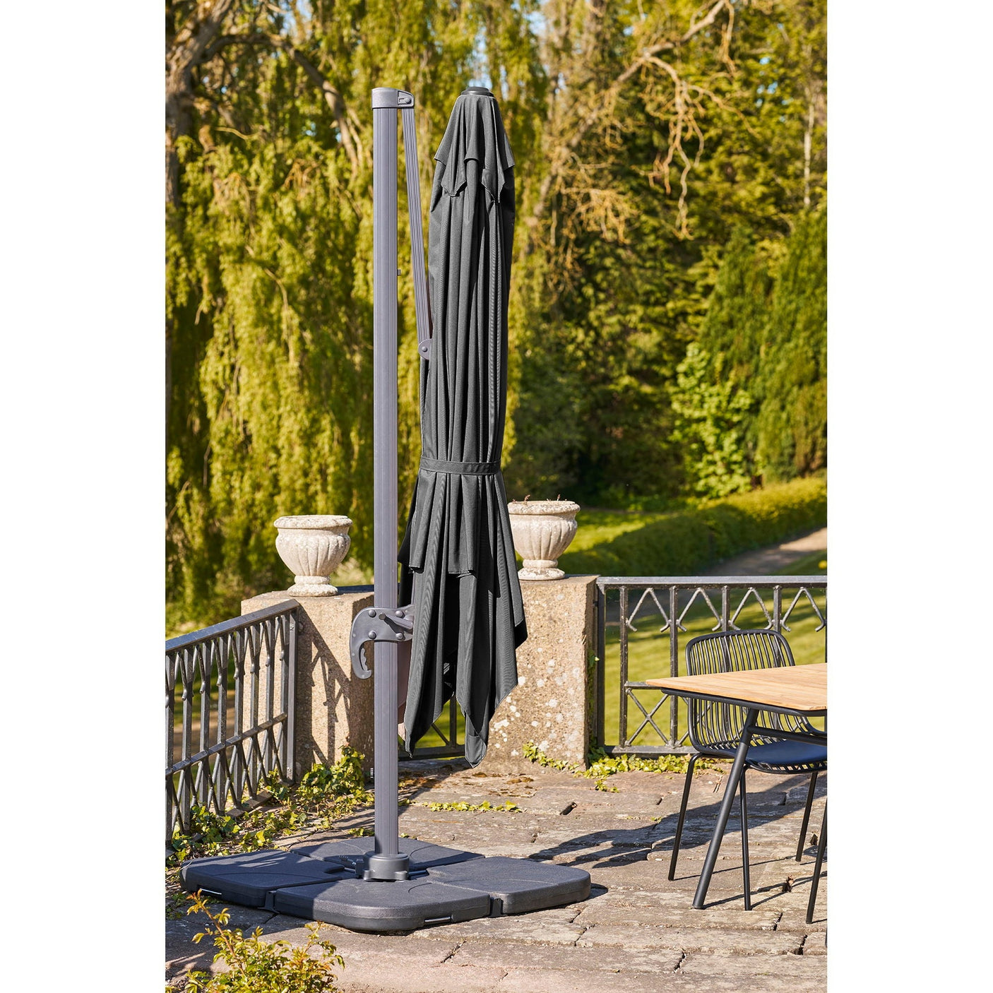 Baza hengende parasoll House Nordic Parasol