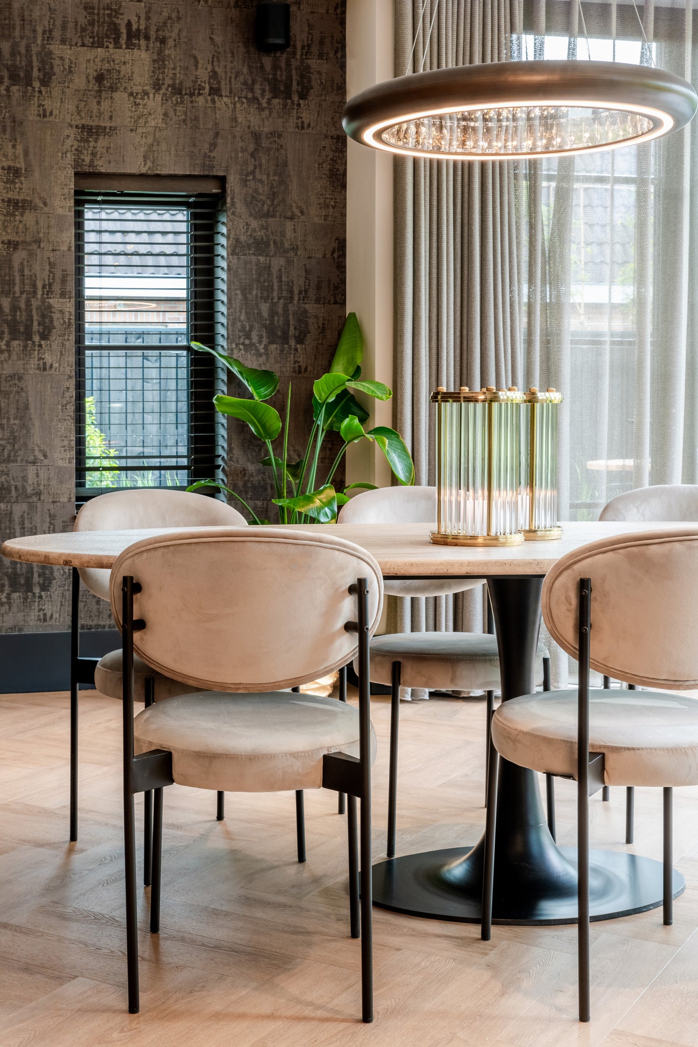 Spisebord Hampton svart oval 230 Richmond Interiors Spisebord