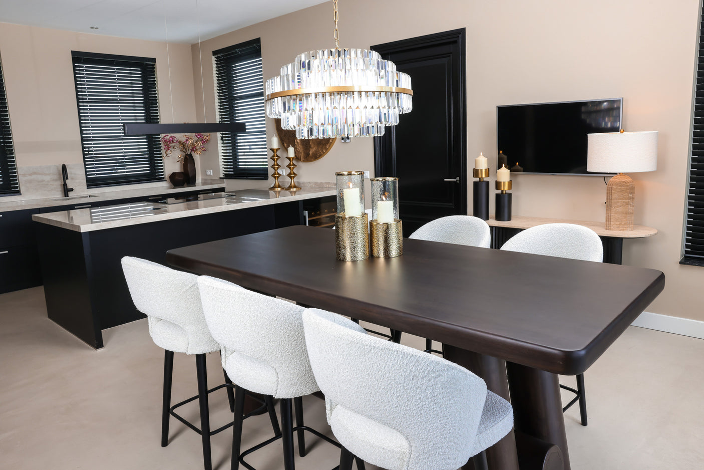 Chandelier Desire børstet gull stor Richmond Interiors Taklampe