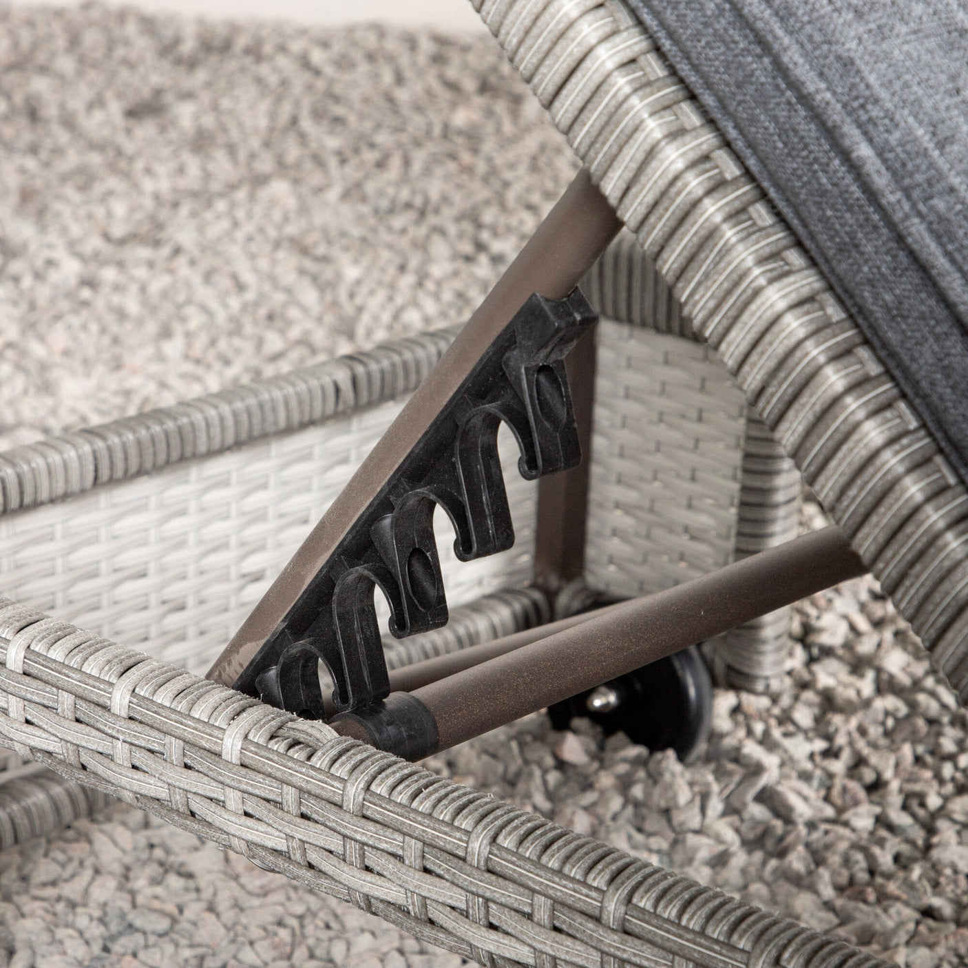 London Sun Lounge Venture Design Solseng