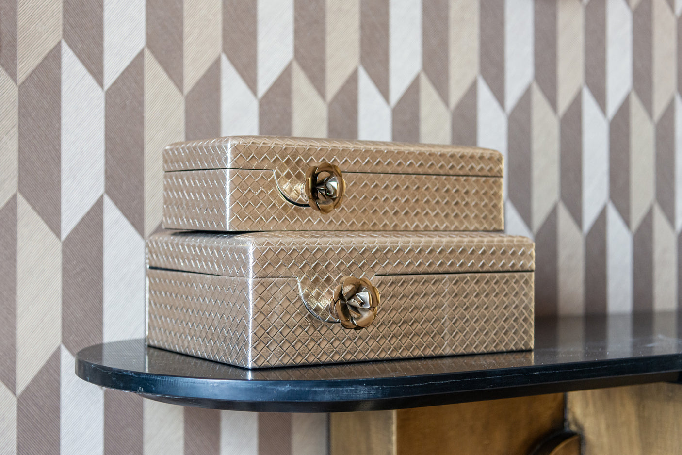 Konsoll Maddox svart/gull Richmond Interiors Konsollbord