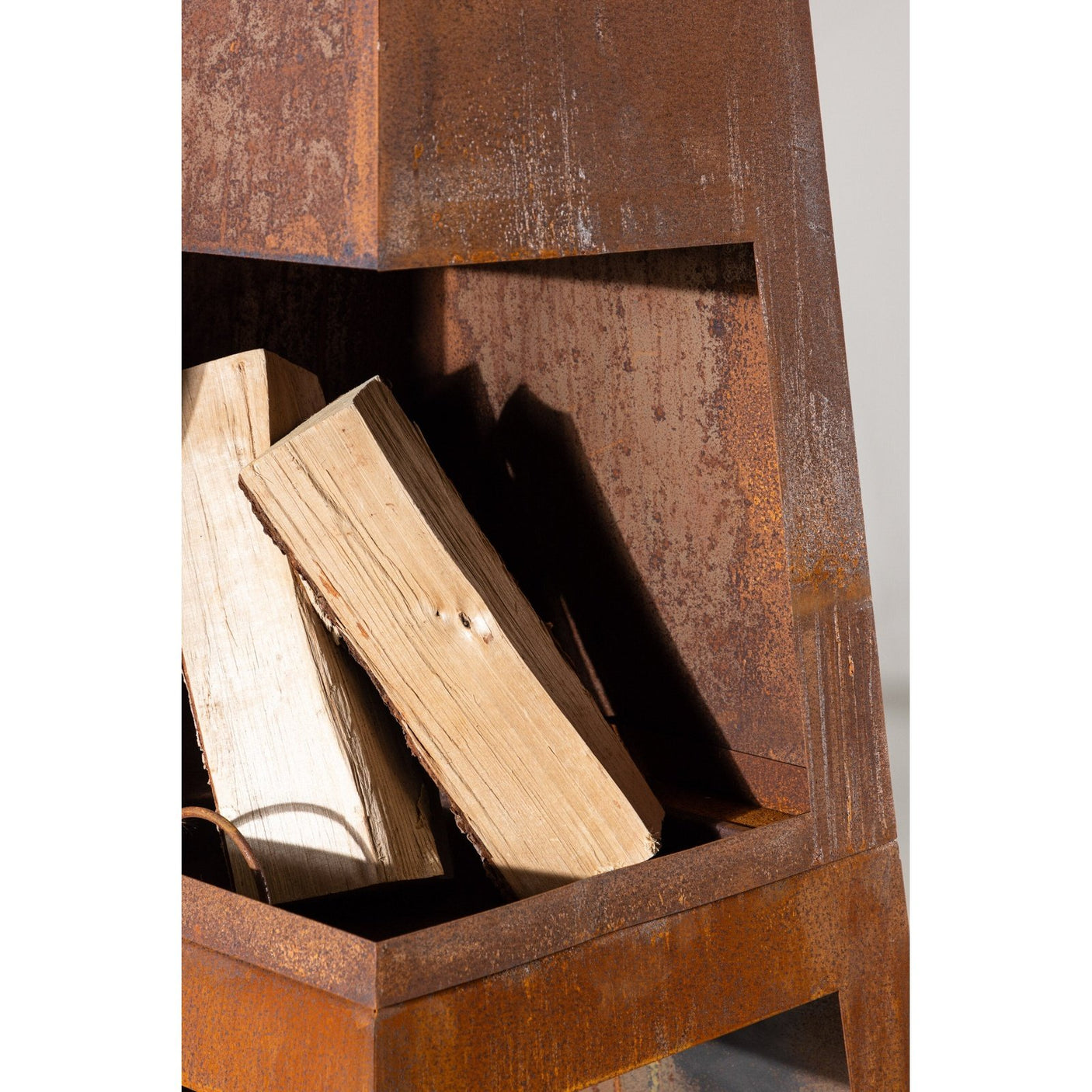 Bastian ildsted middels Venture Design Utekjøkken