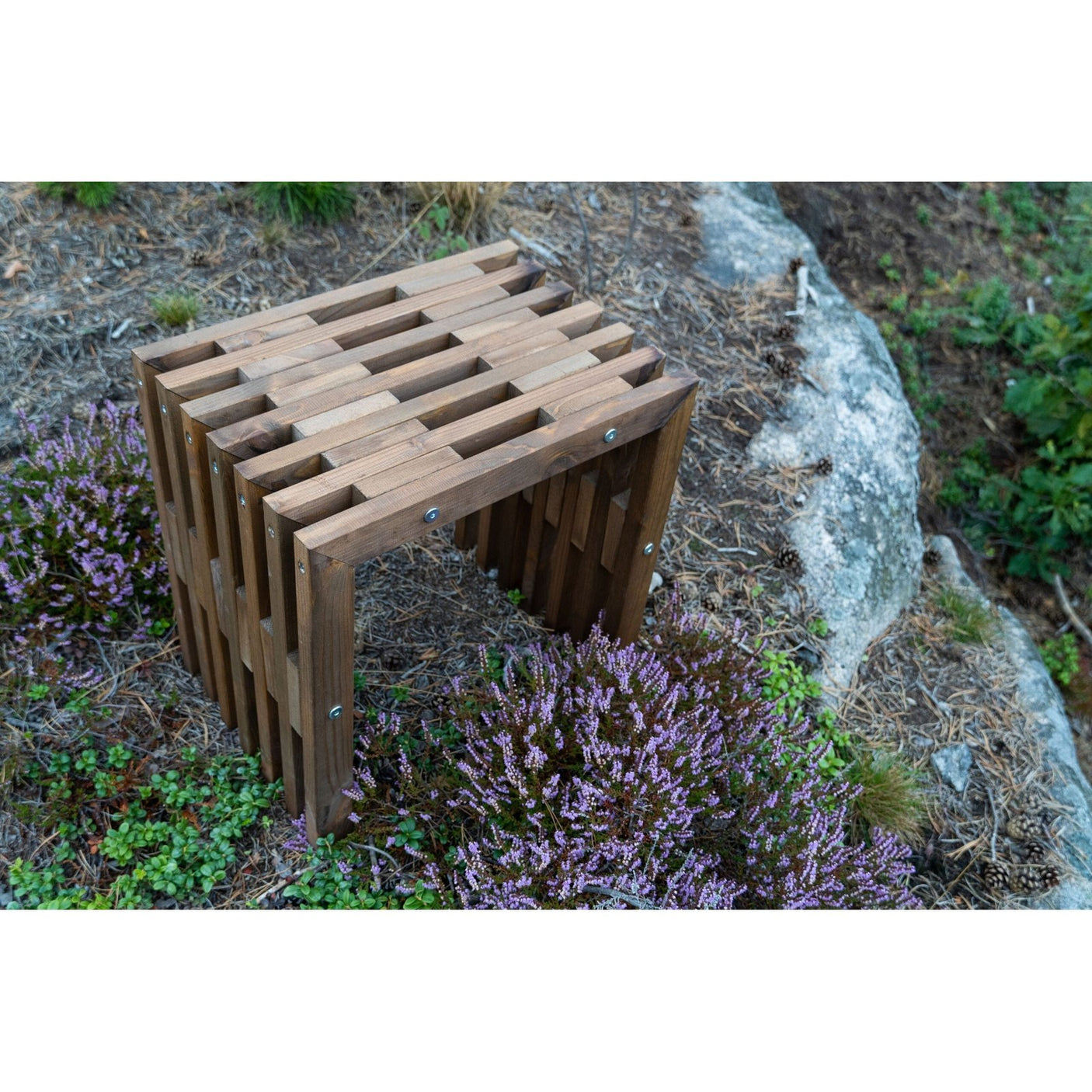 D-Bench krakk furu Hartman Benk