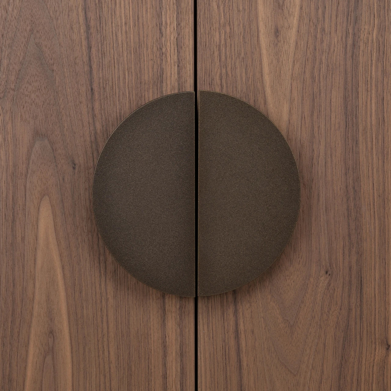 Sideboard Windsor valnøtt Richmond Interiors Skjenk