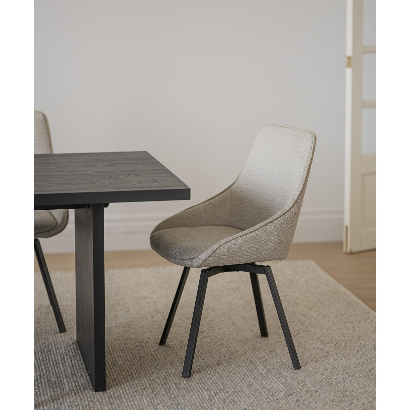 Emmett spisebord Rowico Spisebord