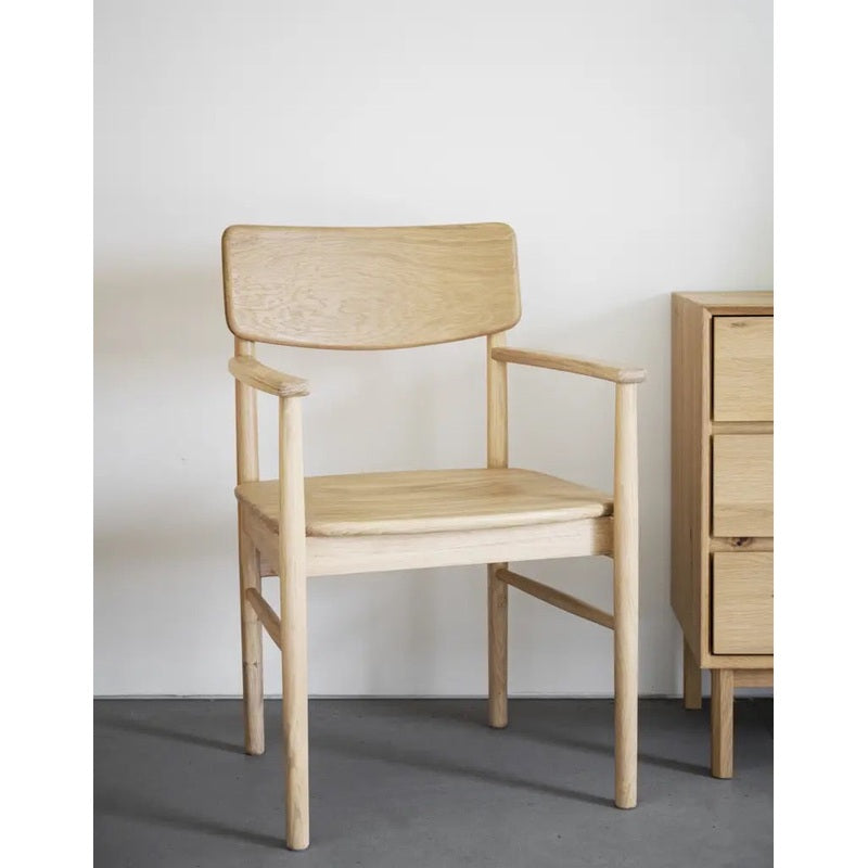 Maidstone spisestol med armstøtte Rowico Spisestol