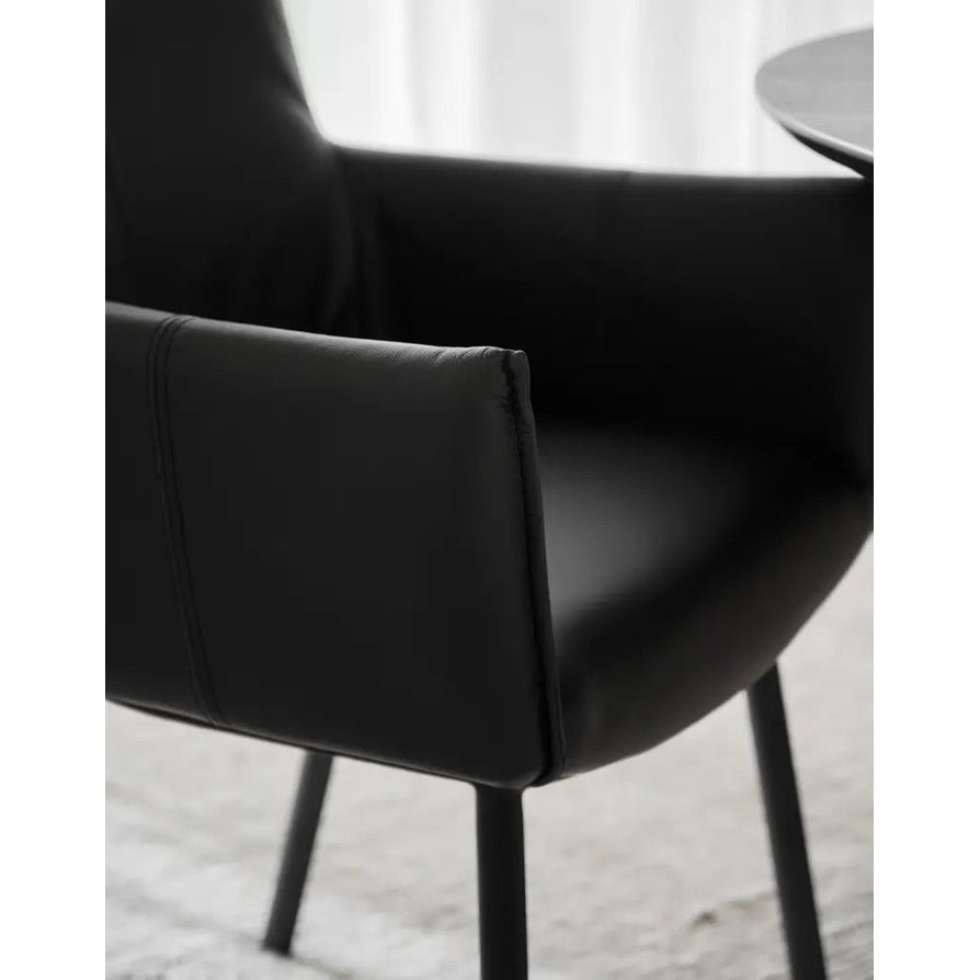 Hinckley spisestol med armstøtte Rowico Spisestol