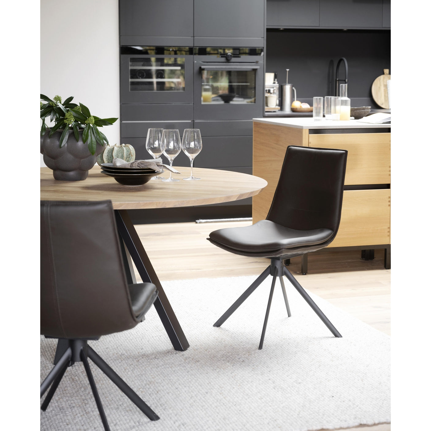 Lowell spisestol Rowico Spisestol