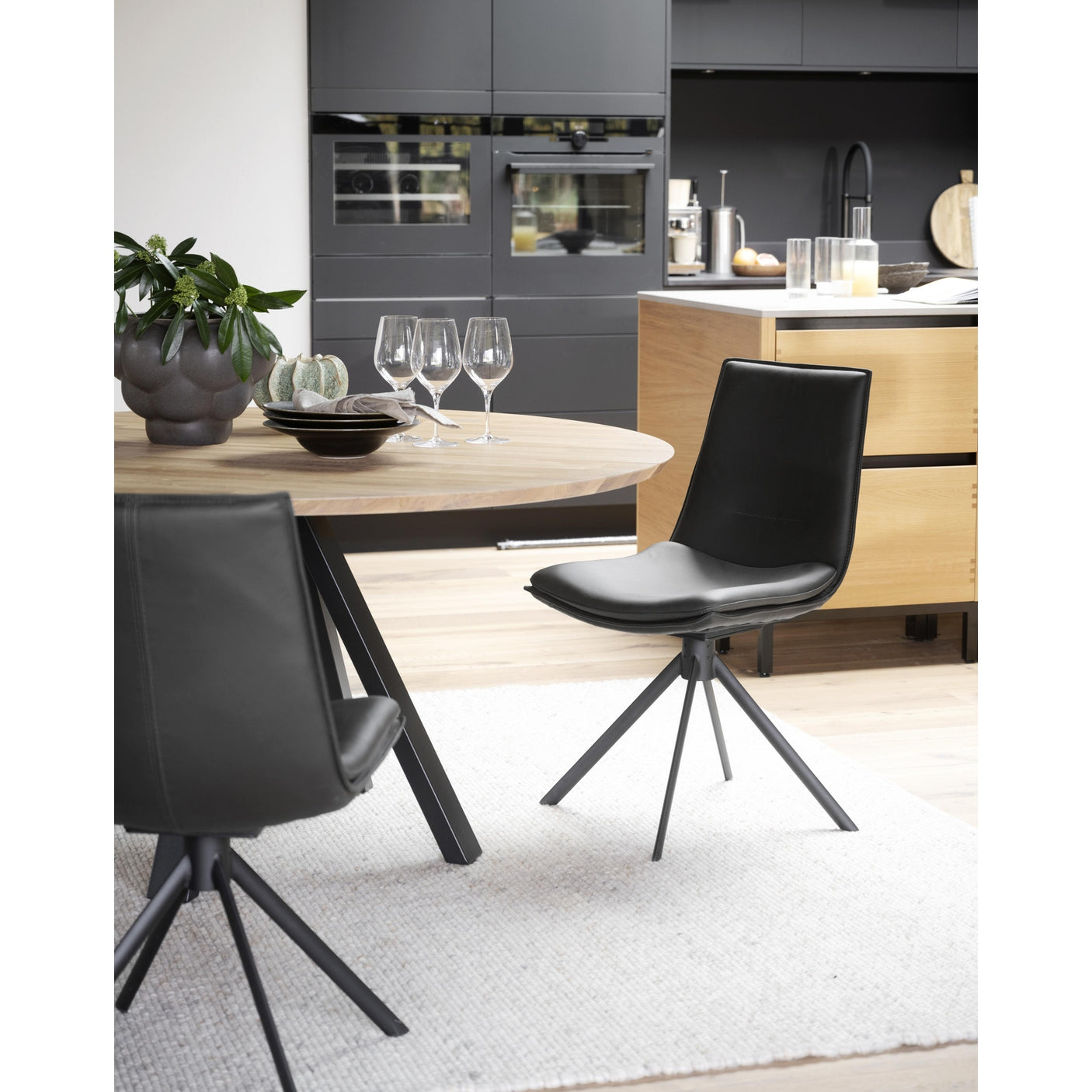 Lowell spisestol Rowico Spisestol