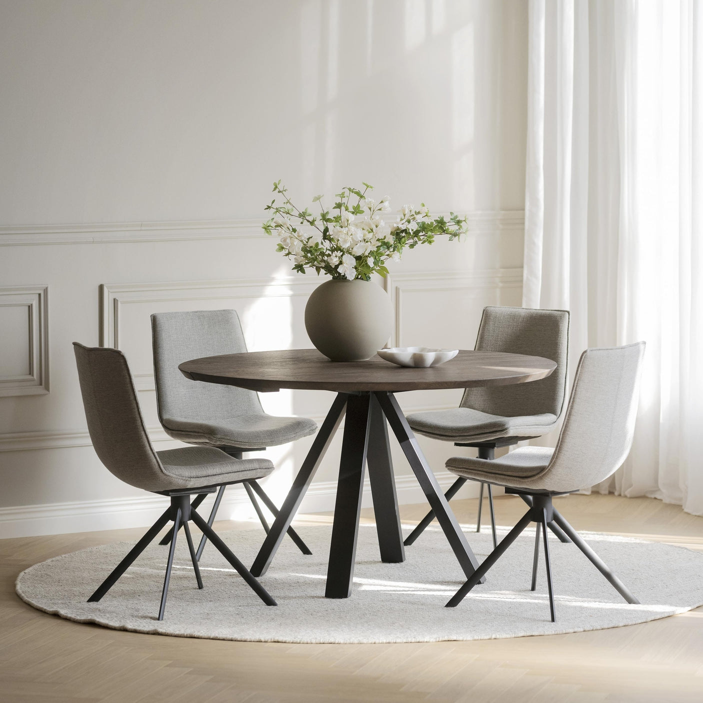 Lowell spisestol Rowico Spisestol