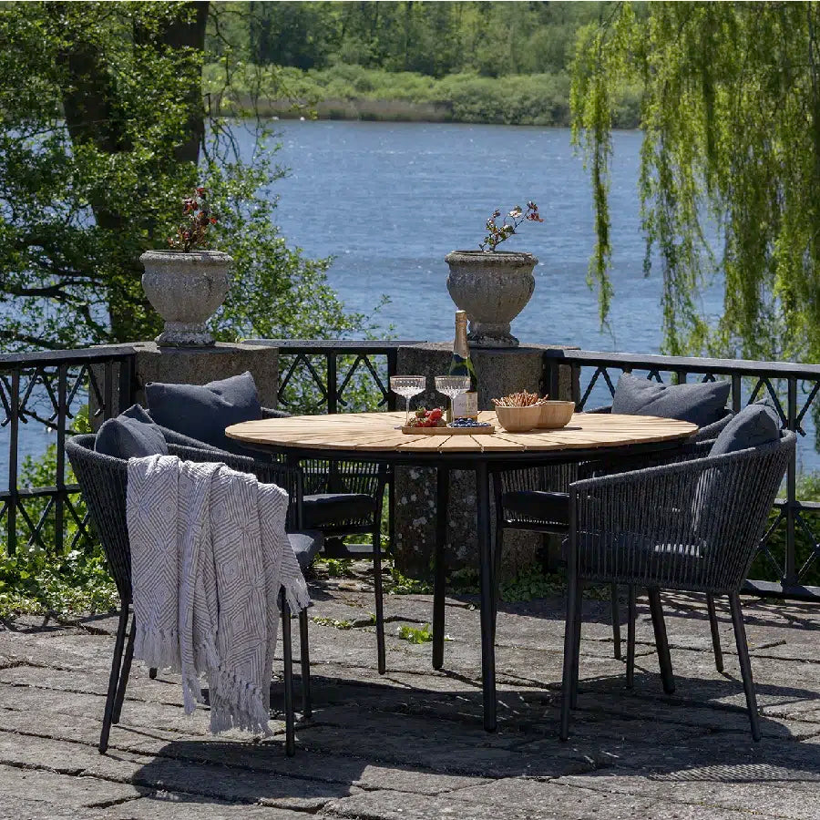 Cleveland og Salerno Hagemøbelsett House Nordic Spisegruppe