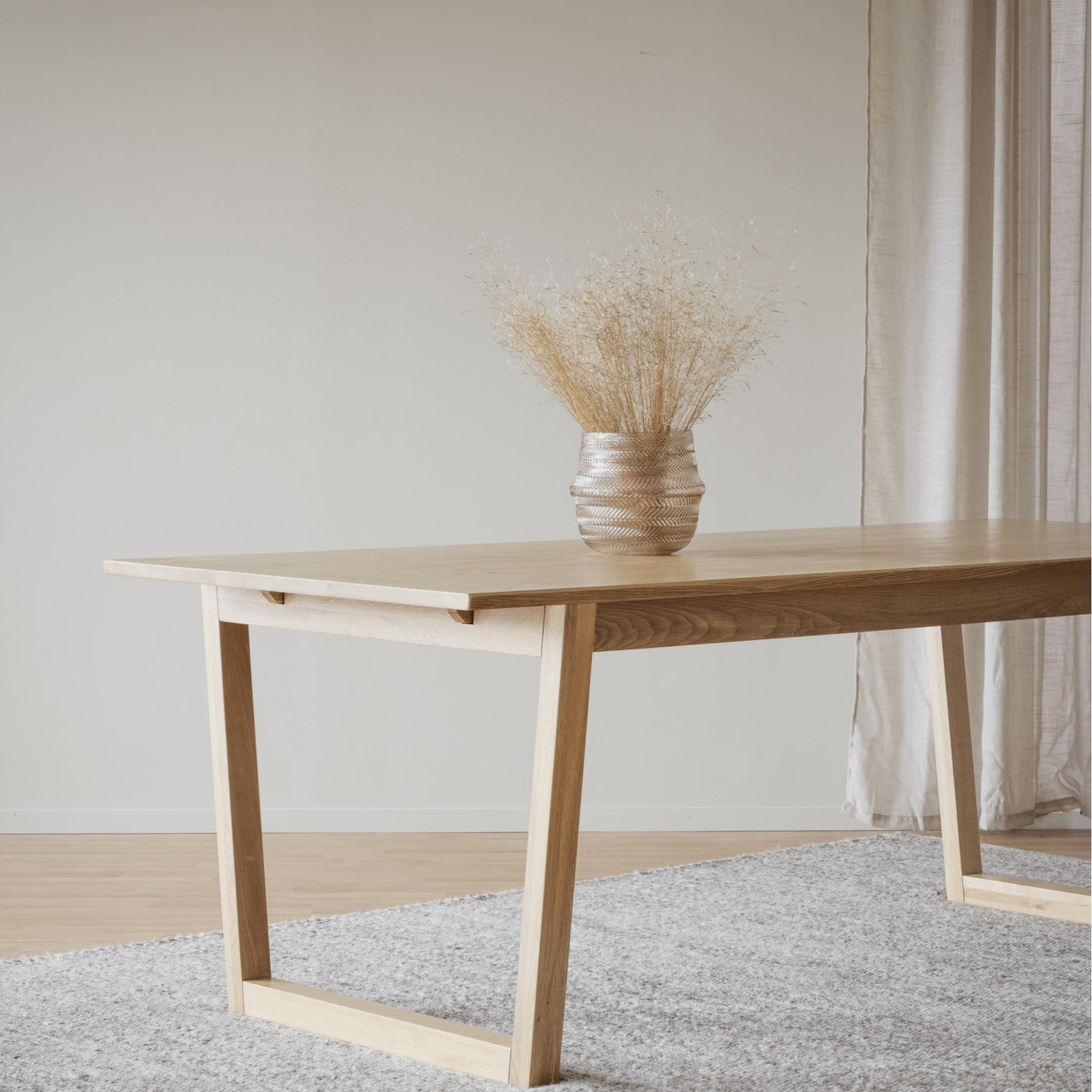 Colonsay spisebord 215 Rowico Spisebord