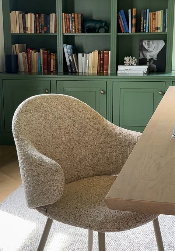 Drake armchair beige fabric/beige metal legs Rowico Spisestol