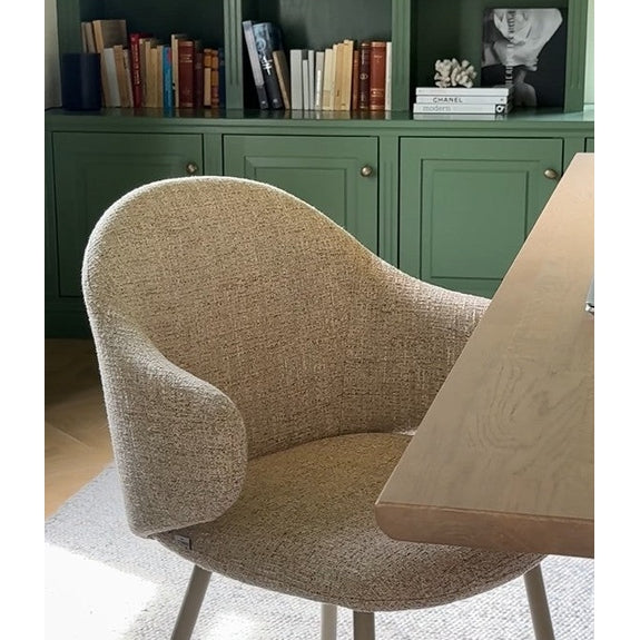 Drake armchair beige fabric/beige metal legs Rowico Spisestol