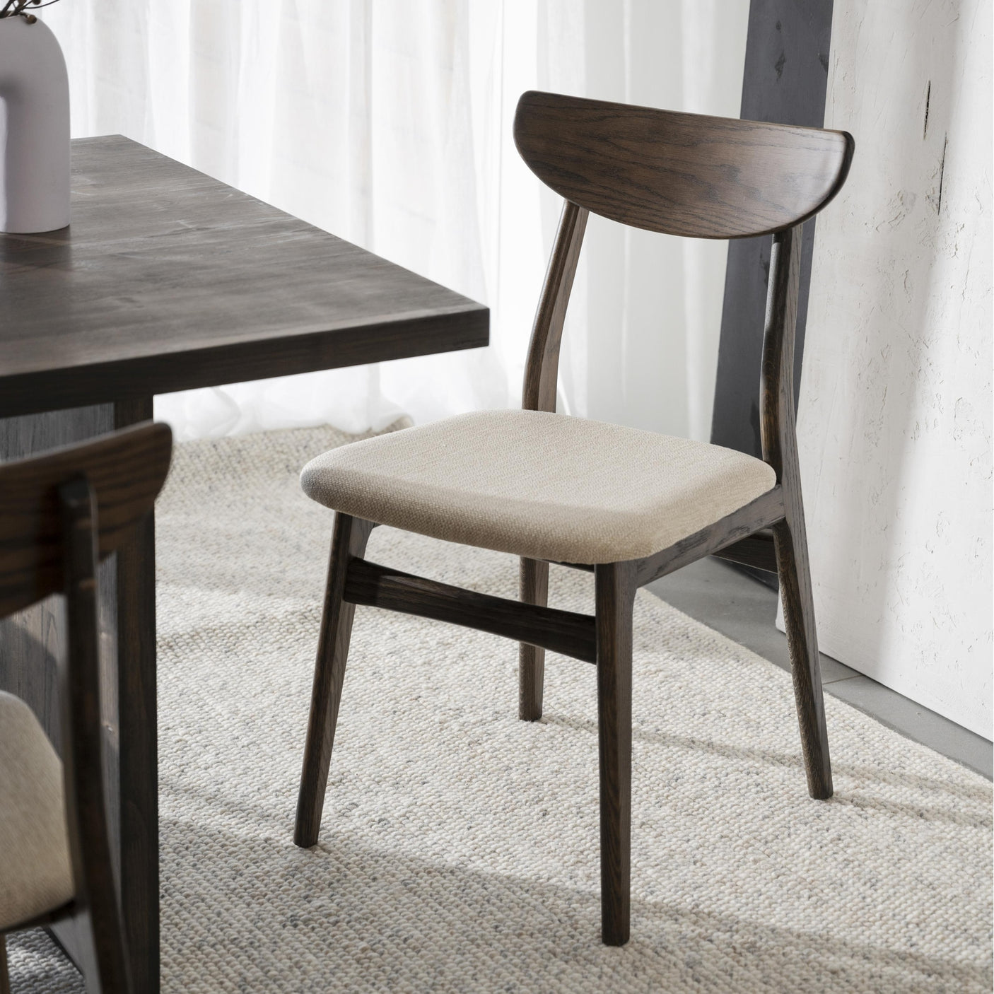 Emmett spisebord Rowico Spisebord