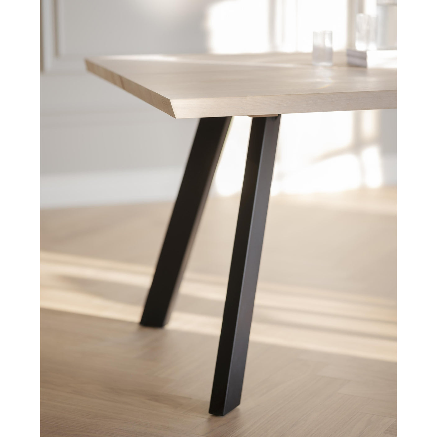 Fred spisebord 240 Rowico Spisebord