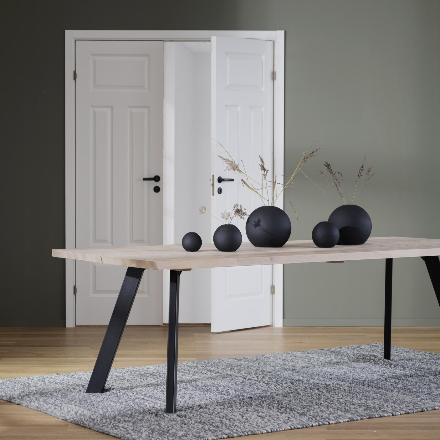 Fred spisebord 240 Rowico Spisebord