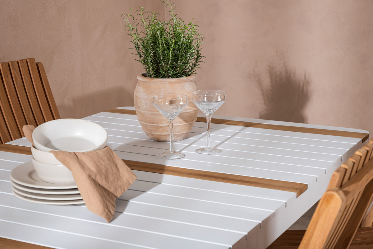 Togo Spisebord 150*100 + Ghana stol Venture Design Spisegruppe